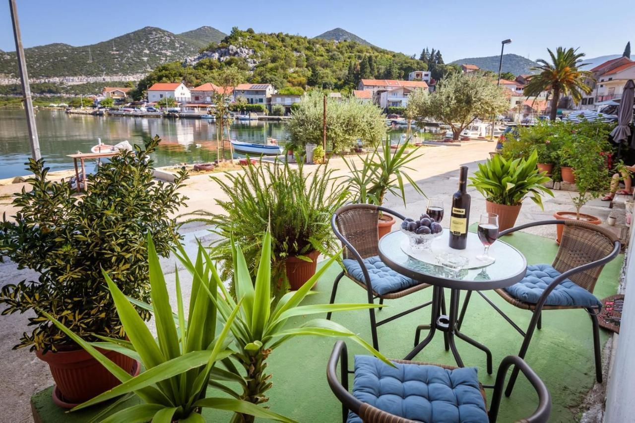 Apartment Dego Near Ploce, Riverfront, Parking Rogotin エクステリア 写真