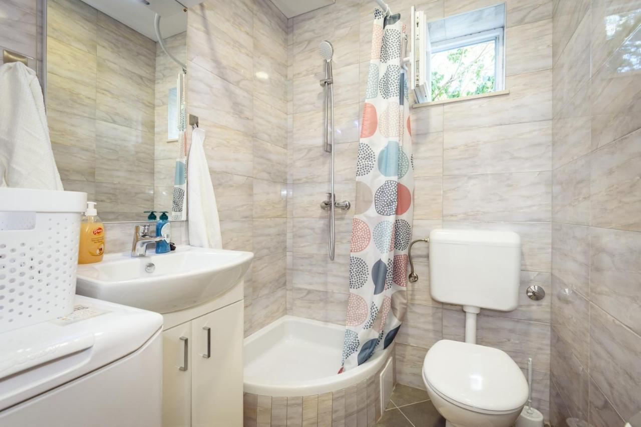 Apartment Dego Near Ploce, Riverfront, Parking Rogotin エクステリア 写真