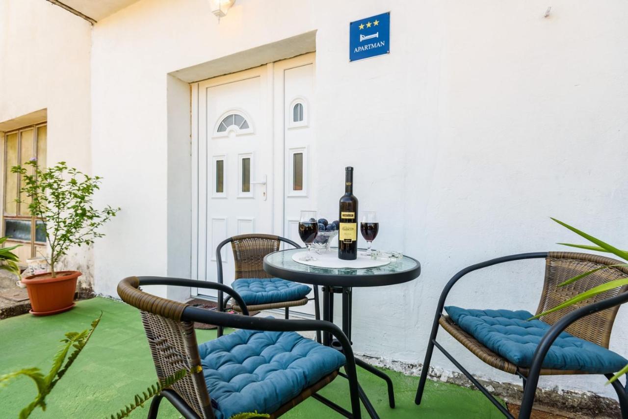 Apartment Dego Near Ploce, Riverfront, Parking Rogotin エクステリア 写真